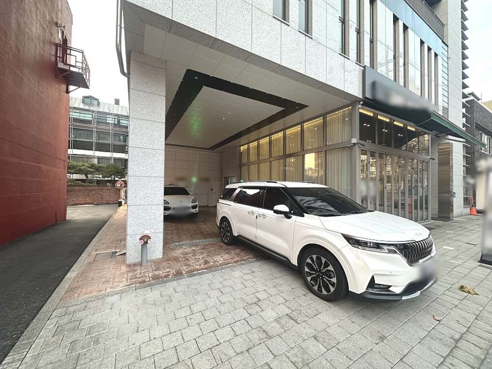 서울 서대문구 연희동 [상가] 연희동 대로변 배후수요 풍부한 상권 1층 카페 월세 매물번호 12632 사진 9