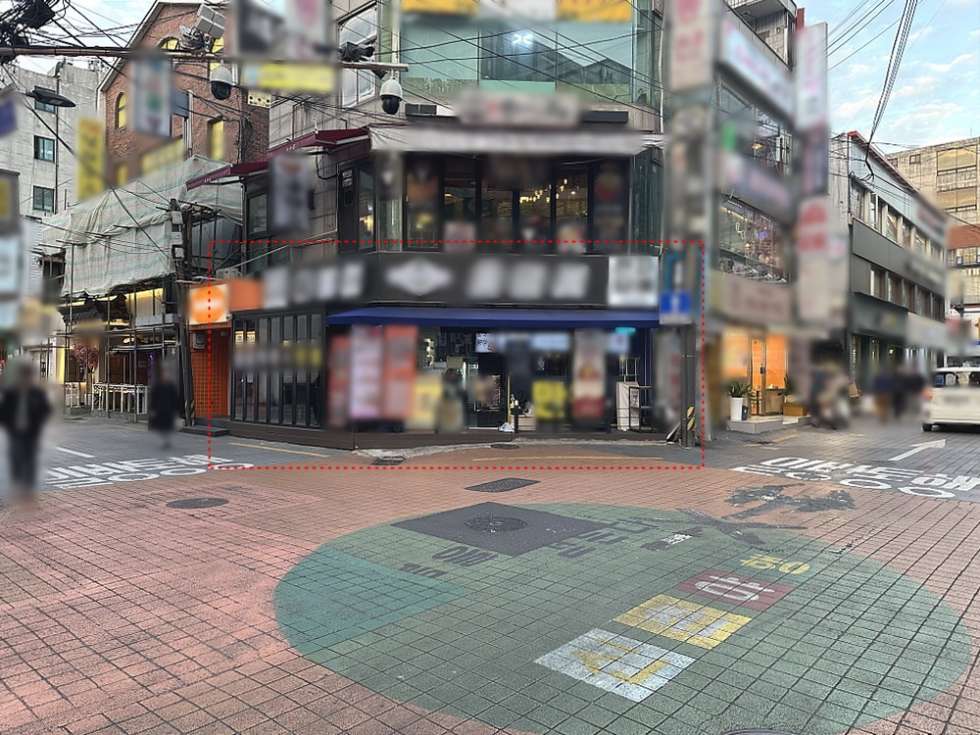 서울 서대문구 창천동 [상가] 신촌 메인상권 입지최상 코너건물 1층 월세 매물번호 16808 사진 1