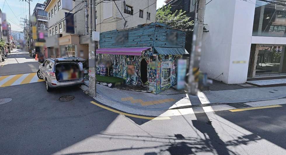 서울 마포구 서교동 [상가] 젠몬라인 1층 간판 단독출입구 있는 지층 바 월세 매물번호 17072 사진 1