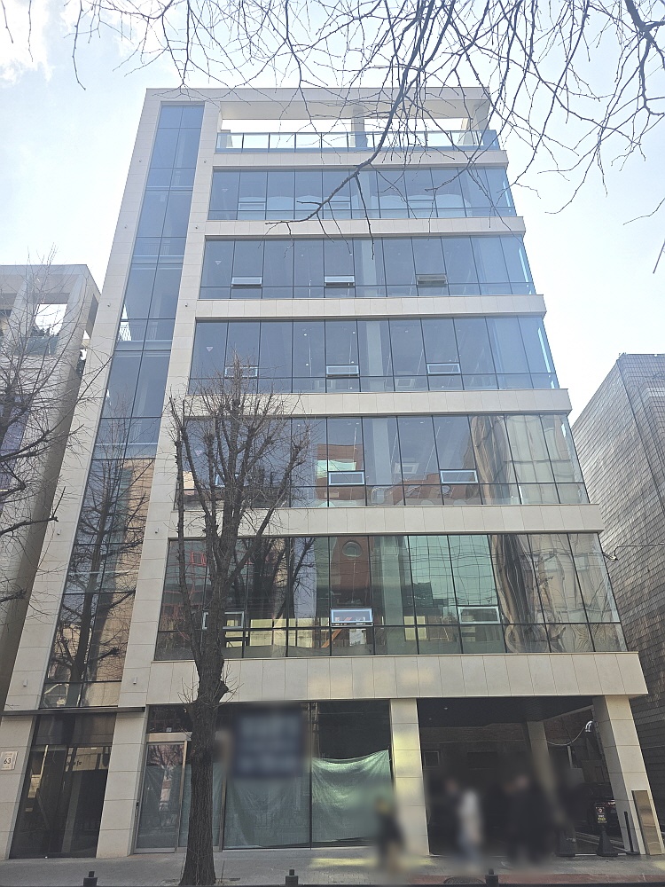 서울 마포구 서교동 [사무실] 서교동 사거리 인근 신축 2층 상가 사무실 월세 매물번호 17494 사진 1