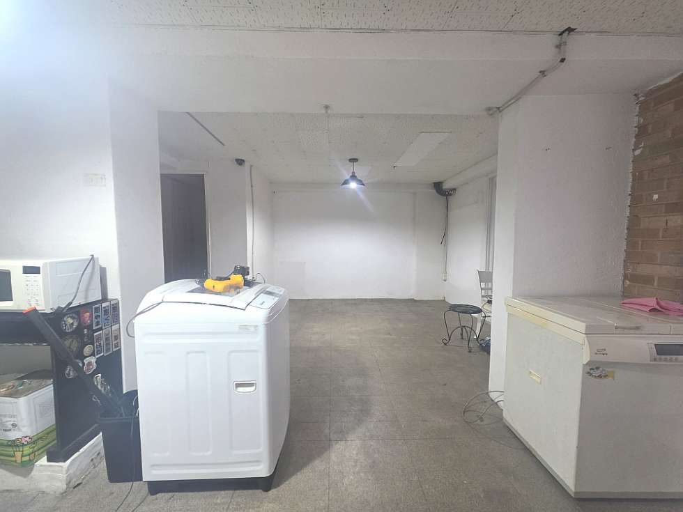 서울 서대문구 창천동 [상가] 내부 화장실, 테라스 있는 주거지역 1층 상가 월세 매물번호 17397 사진 3