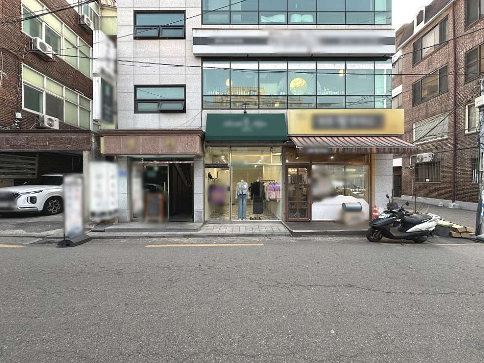 서울 마포구 동교동 [상가] 홍대입구역 역세권 유동 활발 1층 소형 소매점 월세 매물번호 17474 사진 6