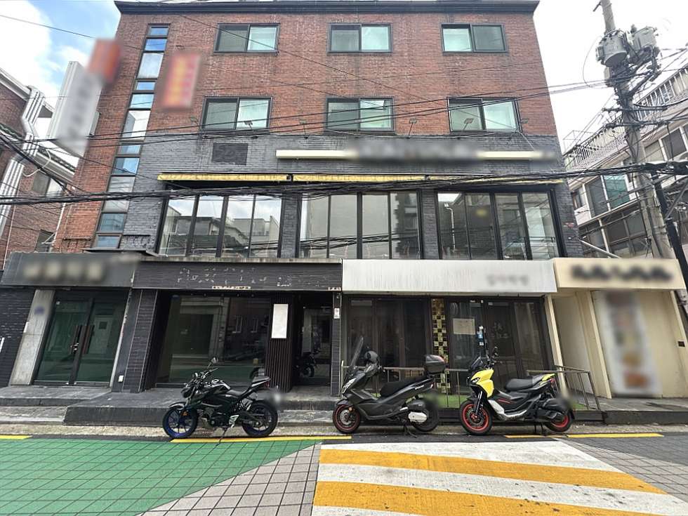 서울 서대문구 창천동 [상가] 무권리 신촌 명물길 이면 2층 공실 월세 매물번호 17034 사진 4