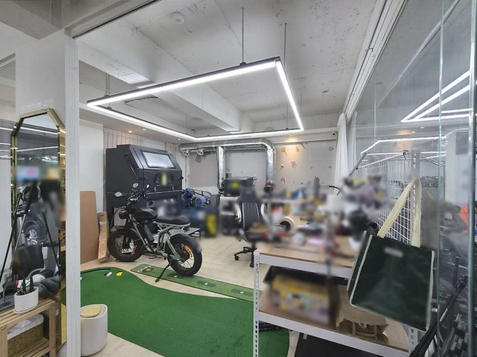 서울 마포구 서교동 [상가] 서교초 정문 맞은편 1층 점포 월세 매물번호 14714 사진 6