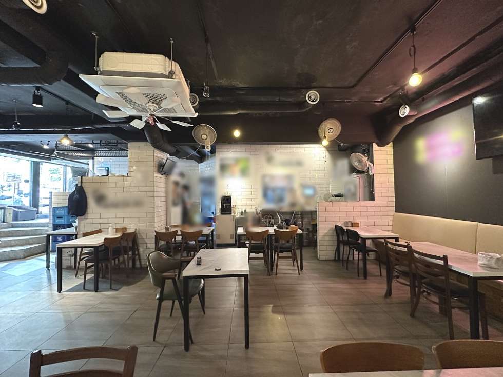 서울 마포구 노고산동 [상가] 신촌역 역세권 배후수요 탄탄한 입지 대로변 1층 치킨집 월세 매물번호 14965 사진 3