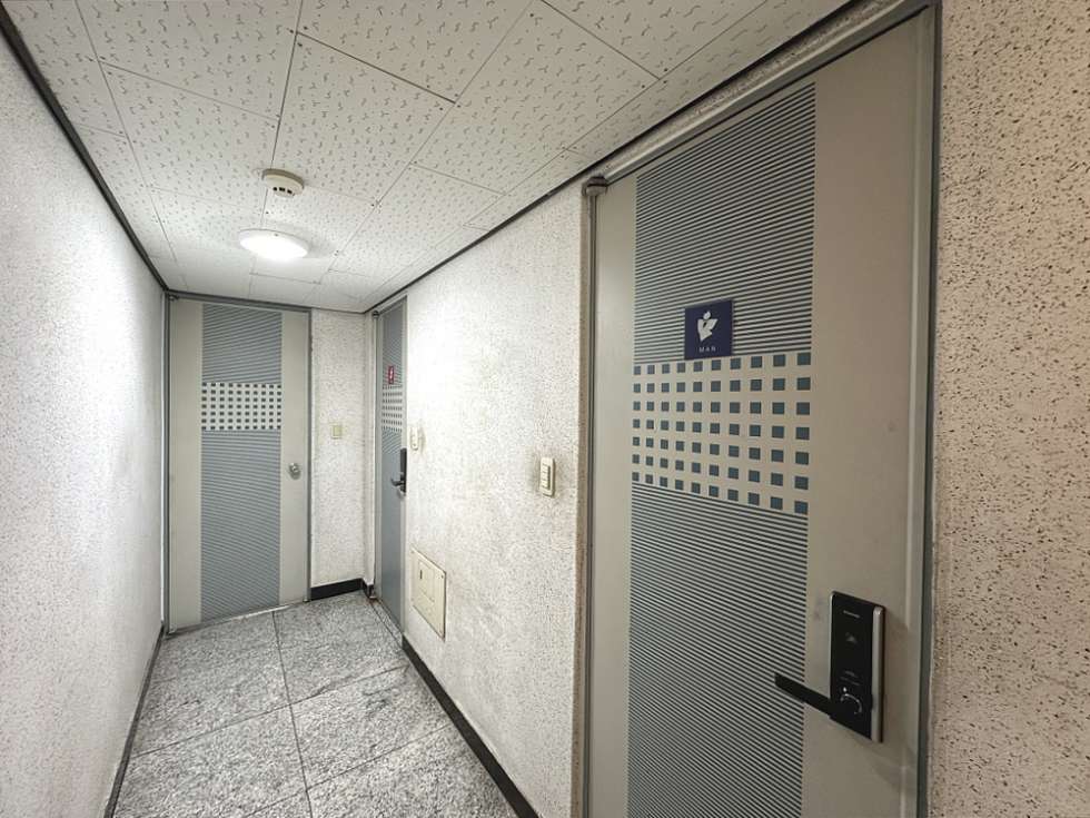 서울 마포구 연남동 [상가] 홍대입구역 역세권 코너건물 지층 댄스연습실_XXX 월세 매물번호 17472 사진 12